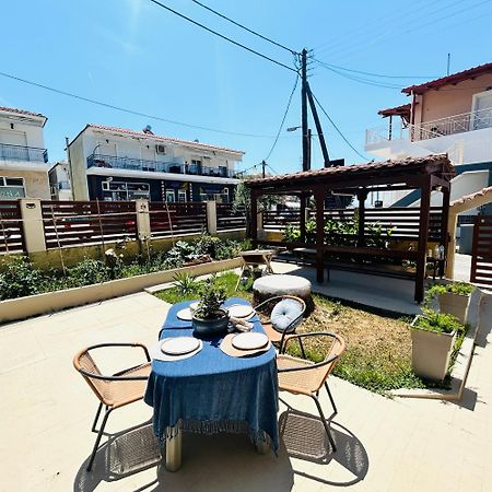 Next To The Beach Apartments Ofrinion Exterior photo